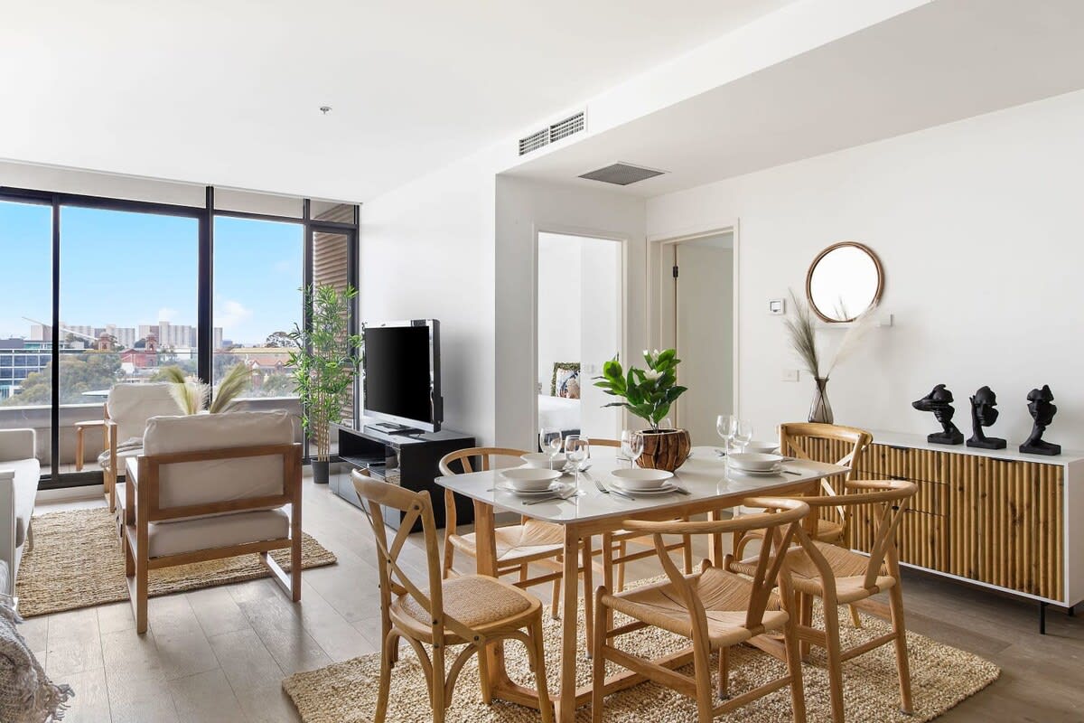 A Lux 2BR Apt Next to Melbourne Uni, FREE Parking β Carlton, Victoria β vacation rental
