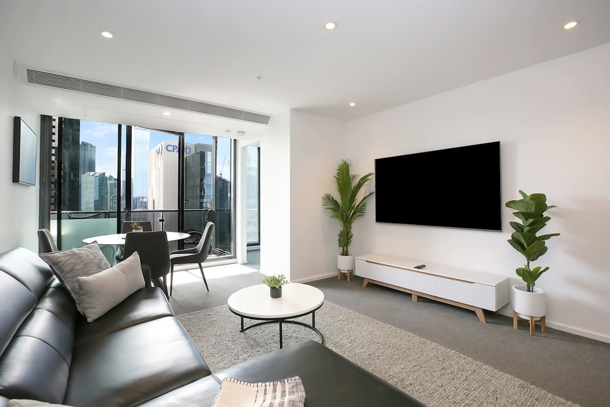 Southbank 2BR Apt City Views, Free Parking — Southbank, Victoria — vacation rental