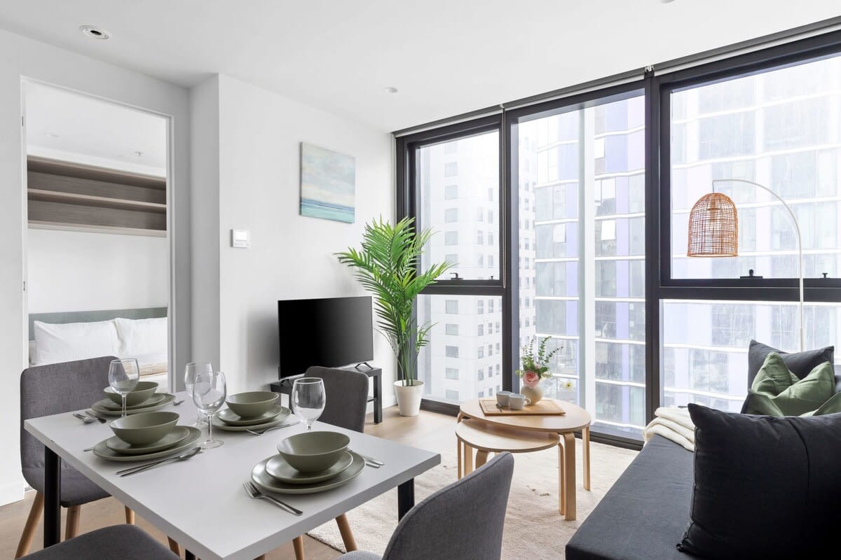 Cozy 2BR Apt Near Melbourne Central & QV Market — Melbourne, Victoria — vacation rental