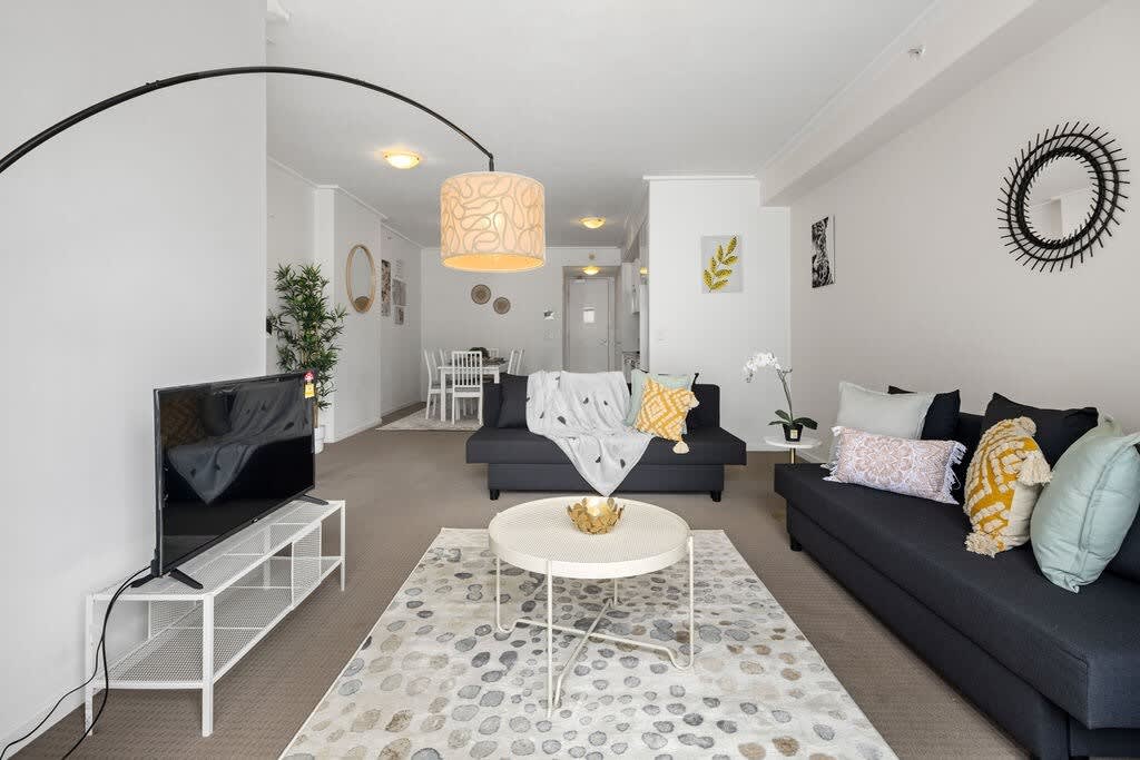 A Modern Apt for 6 Right Next to Darling Harbour — Sydney, New South Wales — vacation rental