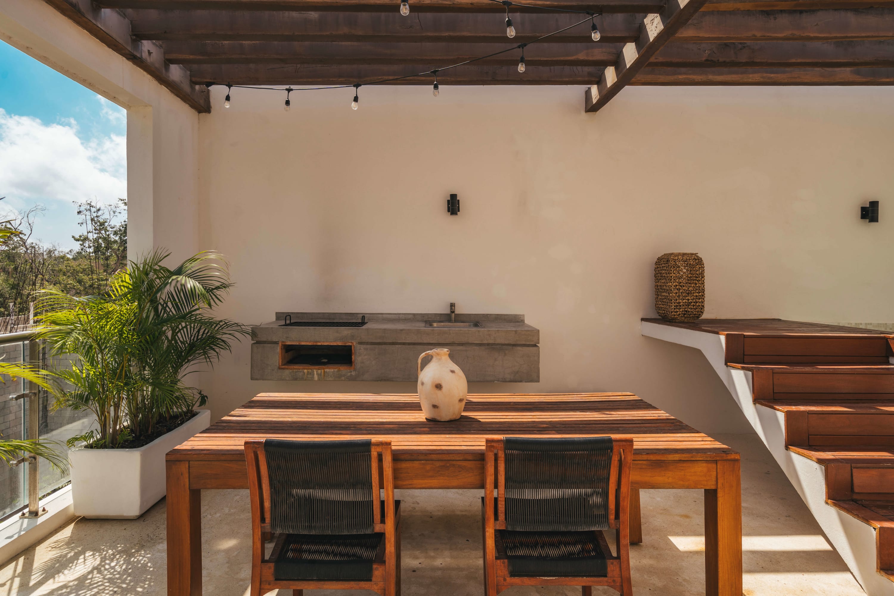 Rooftop terrace / seating & dining area, grill, plunge pool