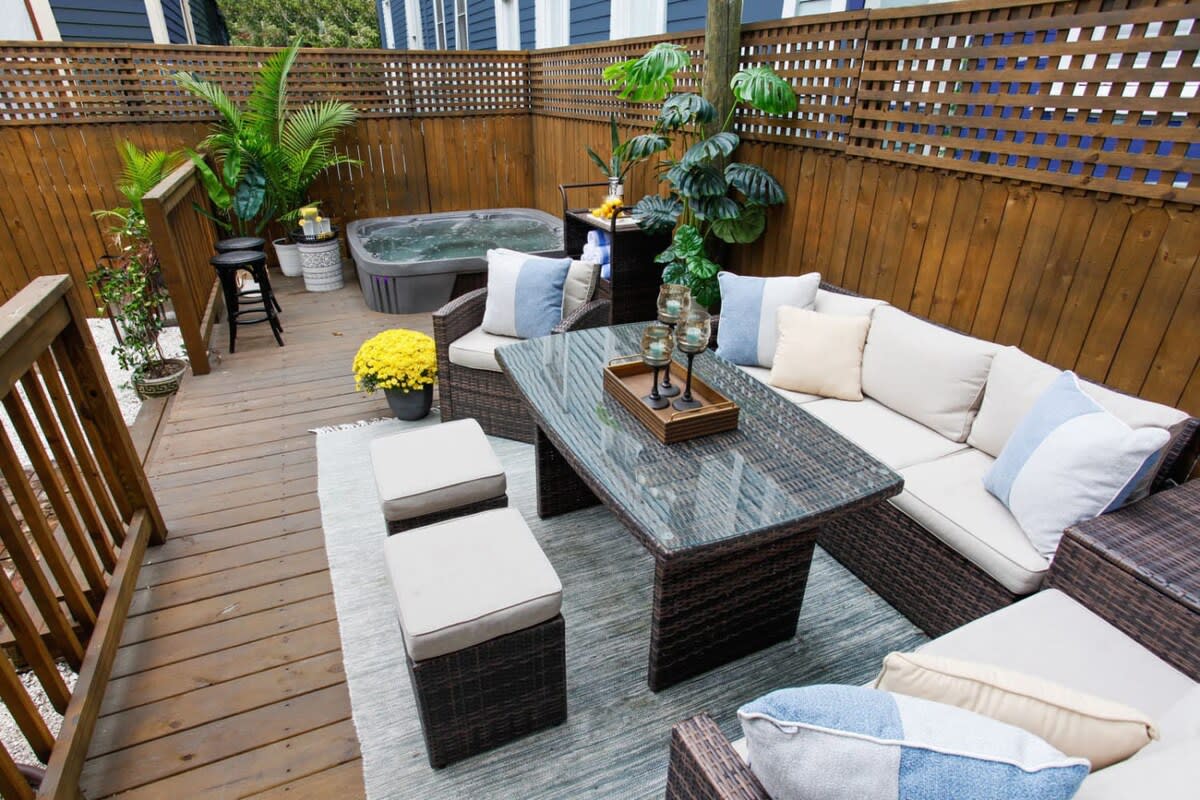 Renovated Victorian District Home with Hot Tub