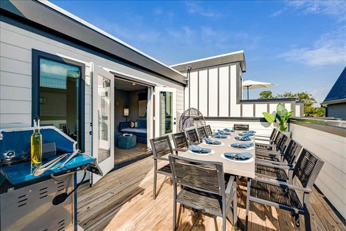 New, Luxury Home| Private Roof Deck β Nashville, TN β vacation rental