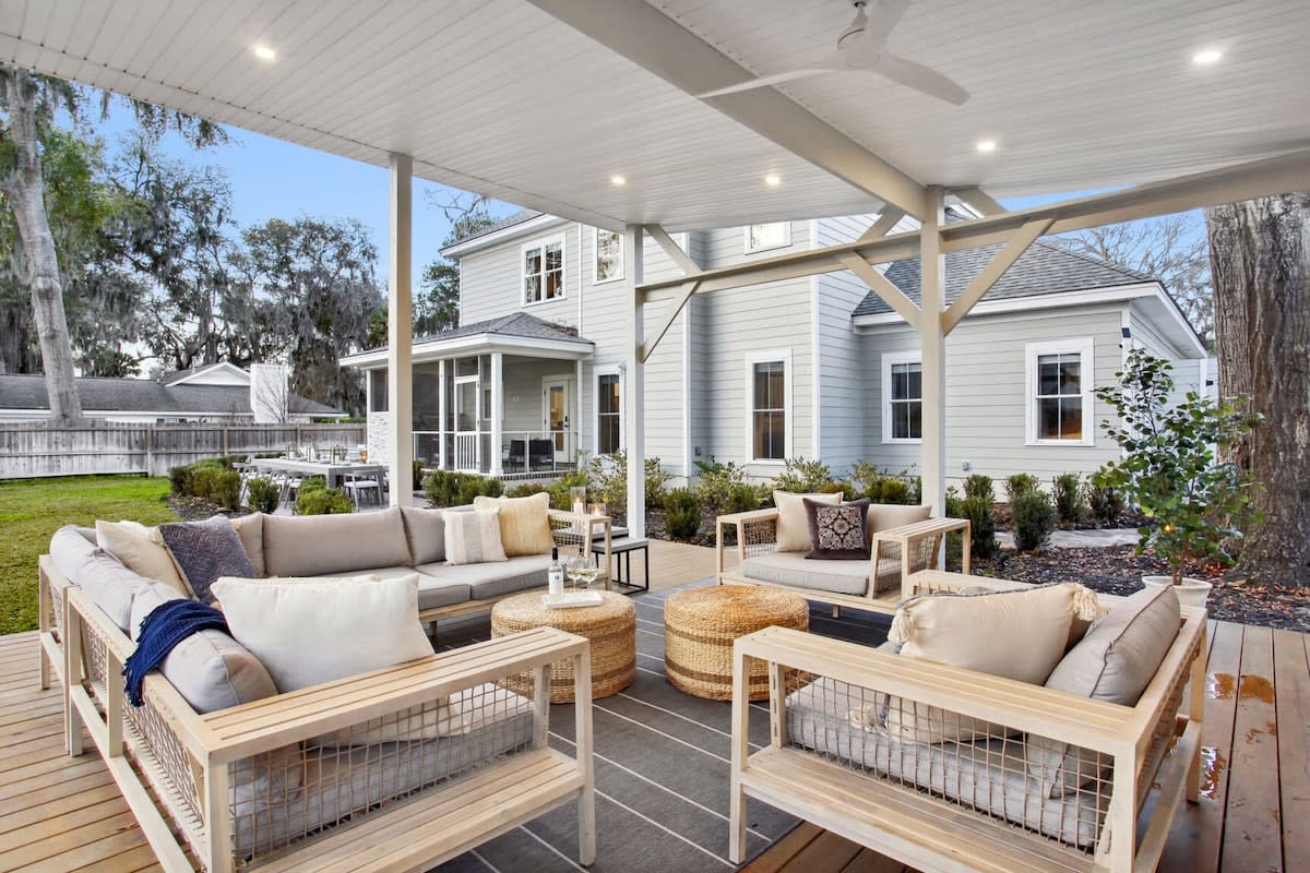 Sunlit Savannah Retreat | Hot Tub — Savannah, GA — vacation rental
