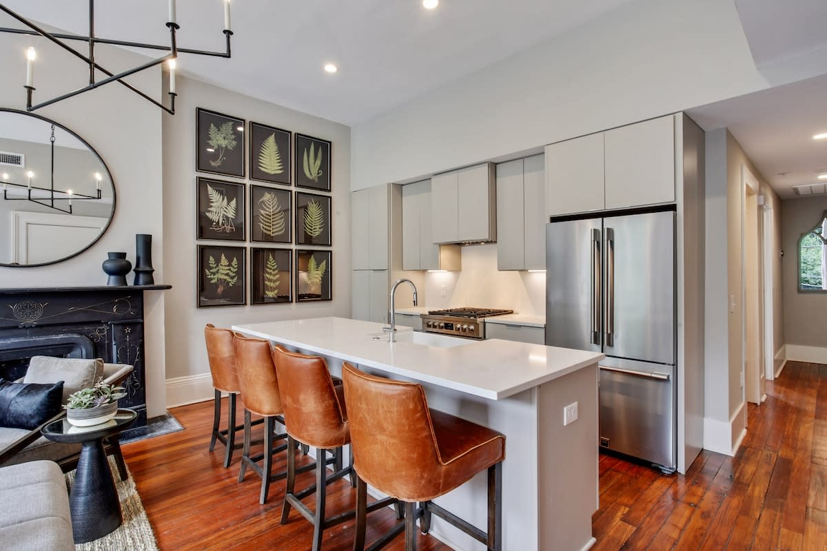 1800’s Historic Luxe Restoration — Savannah, GA — vacation rental