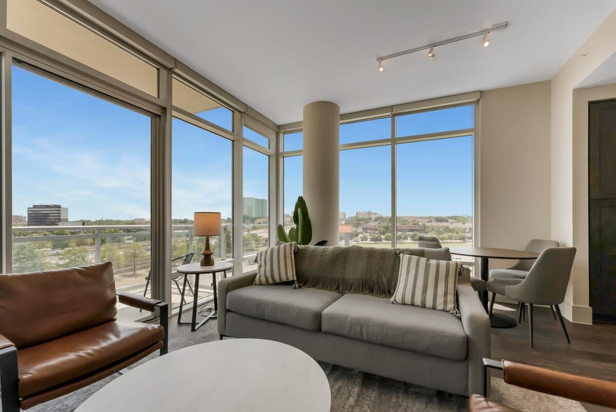 The Preston Beauty I Premium 2BR in Dallas 5