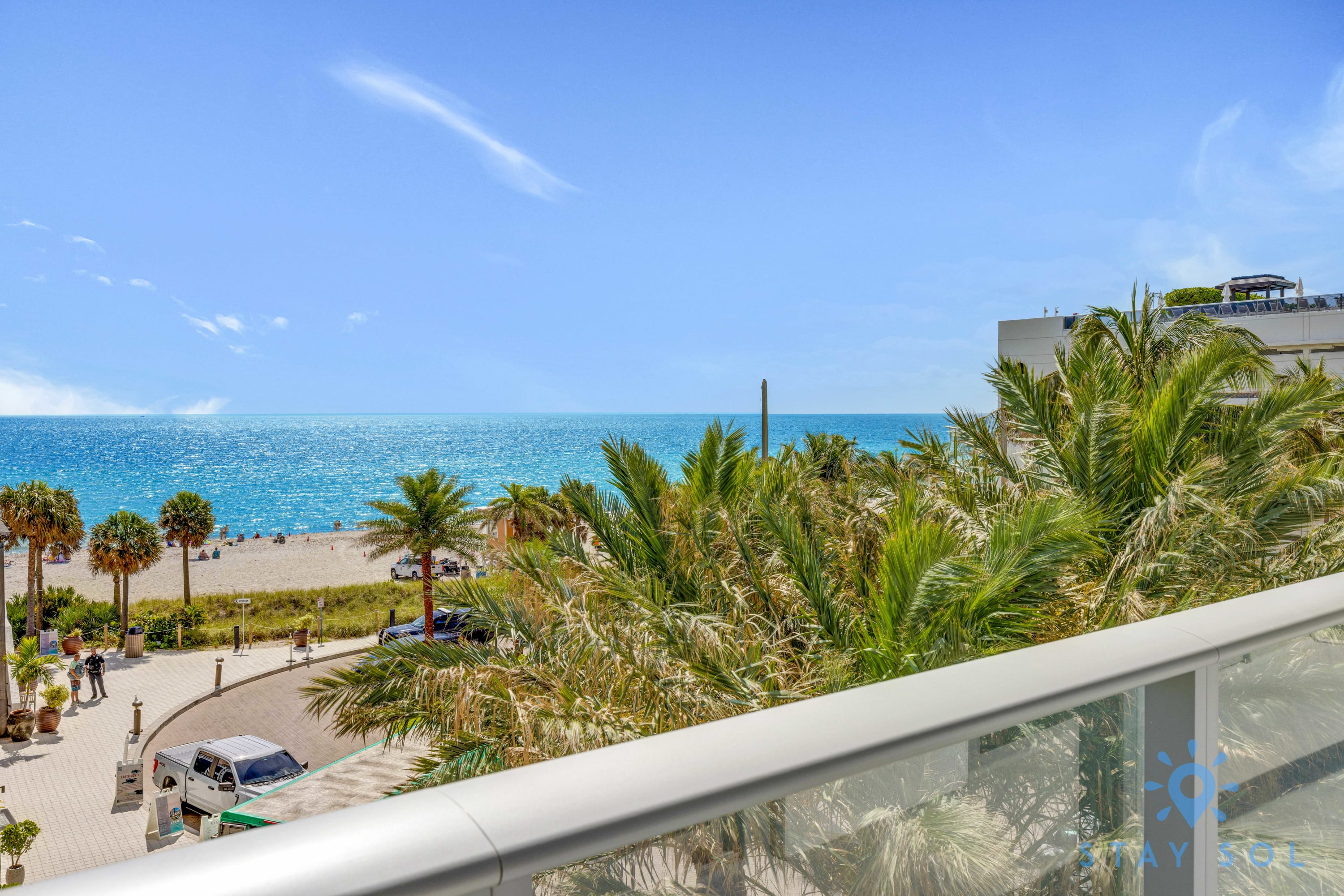 Beach view Luxury: Amazing Pool, Resort Amenities
