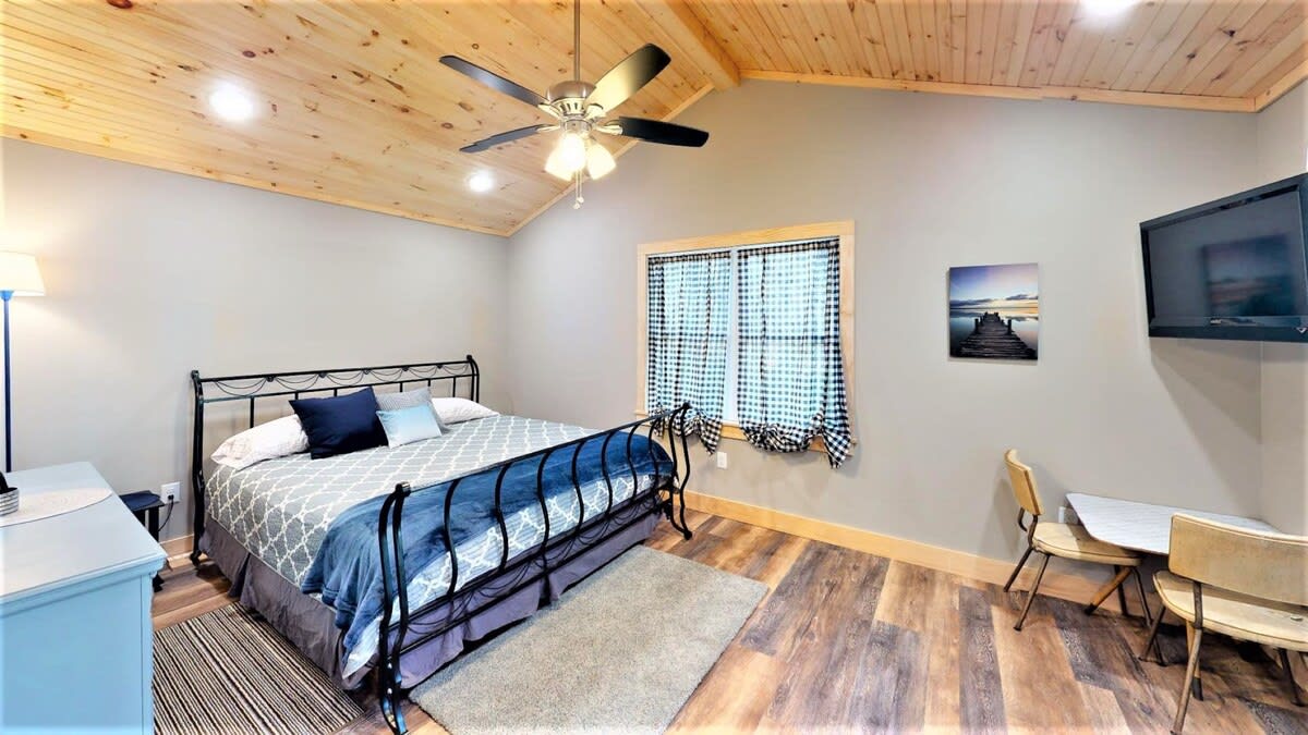 Little River Retreat 6