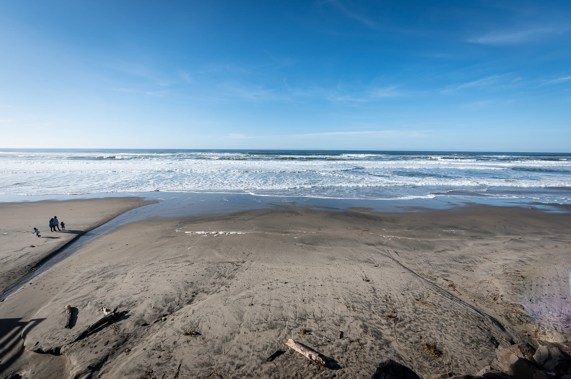 Beachfront, Hot Tub, BBQ | Ocean Jewel