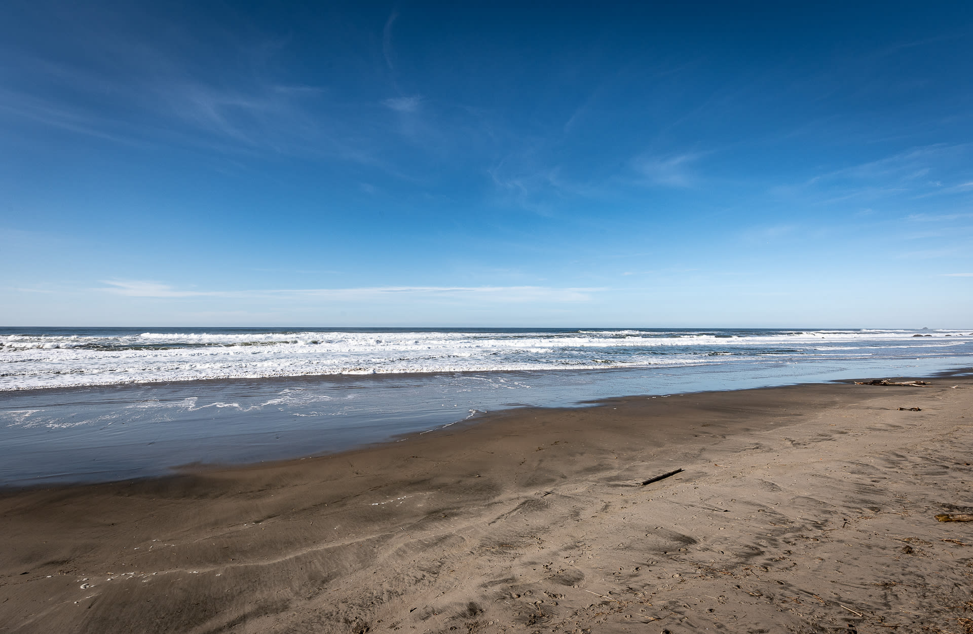 Beachfront, Hot Tub, BBQ | Ocean Jewel