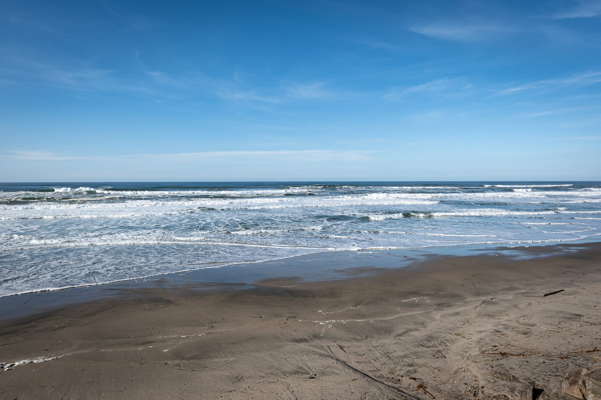 Beachfront, Hot Tub, BBQ | Ocean Jewel