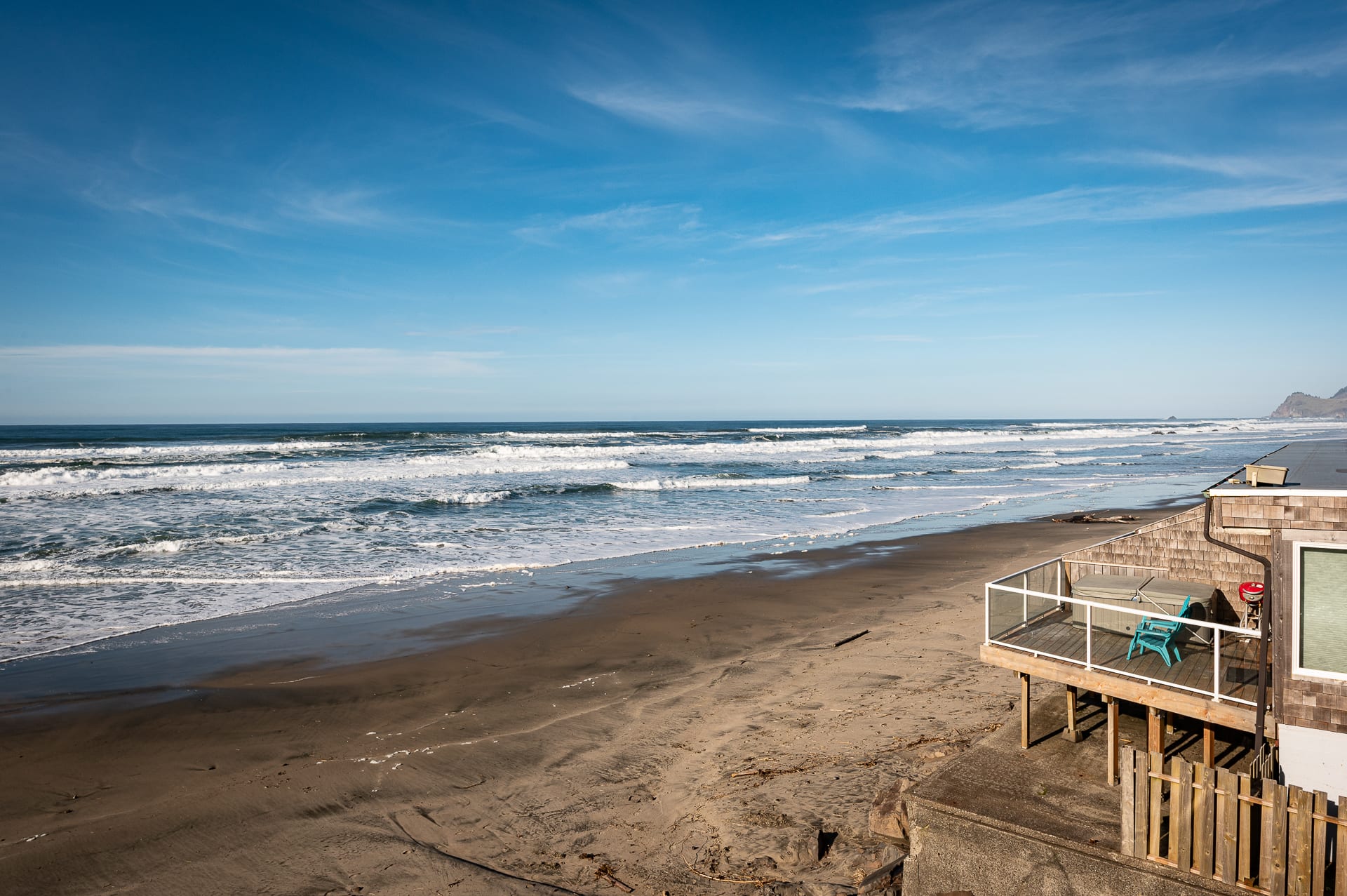 Beachfront, Hot Tub, BBQ | Oceanside Escape