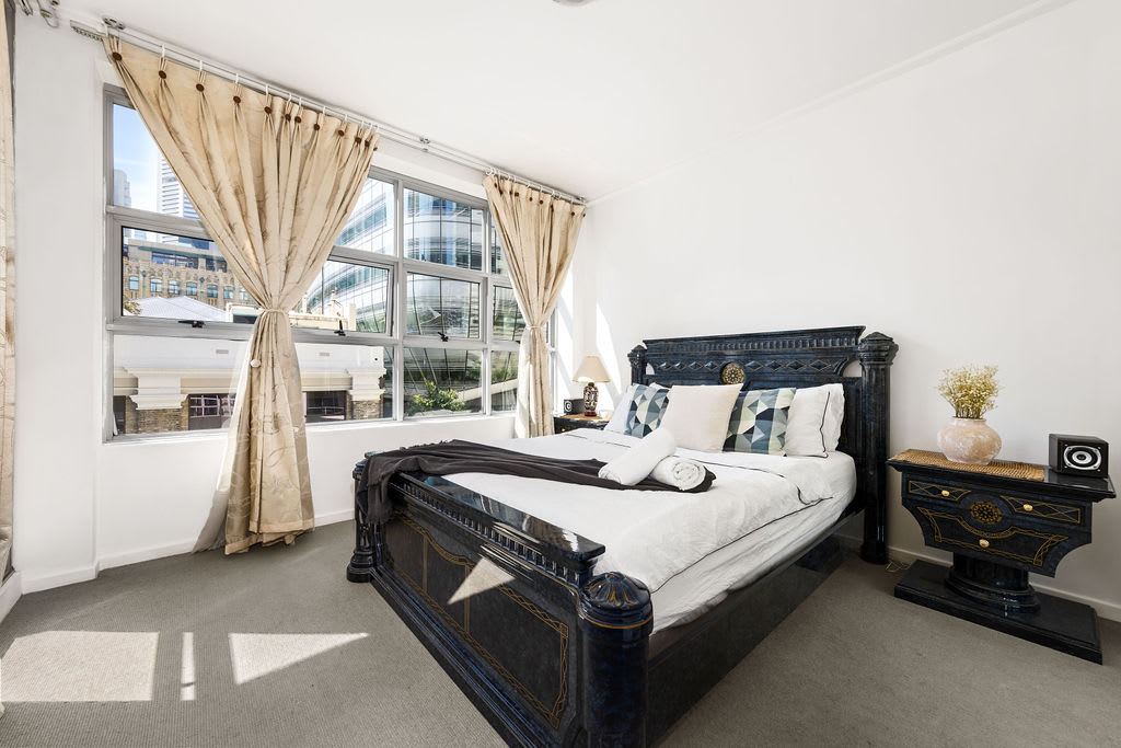 A Stylish Apt for 6 Right Next to Darling Harbour — Sydney, New South Wales — vacation rental