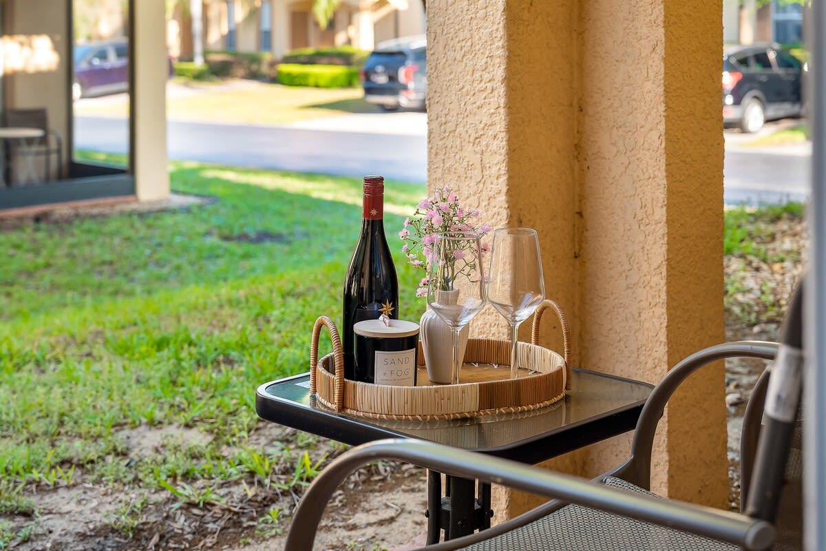 Family townhome w/pool slide & lazy river