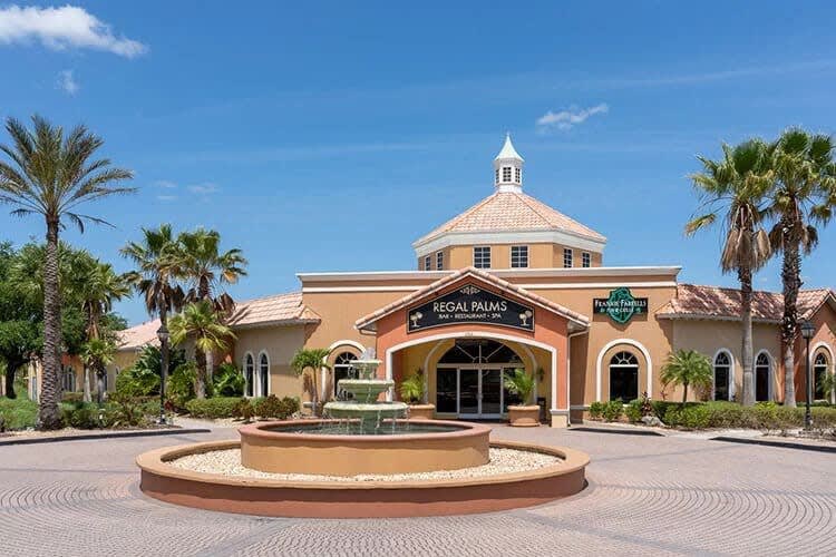 Family townhome w/pool slide & lazy river