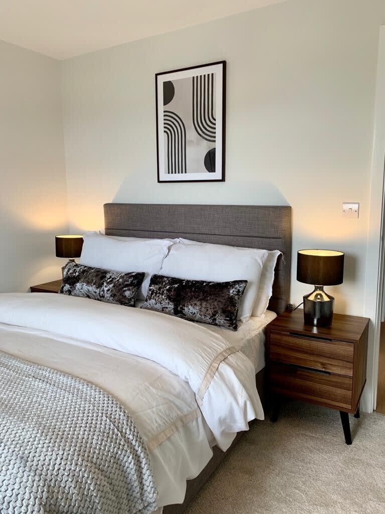 1 Bed Modern Apartment in a Converted Mill - Picture 2
