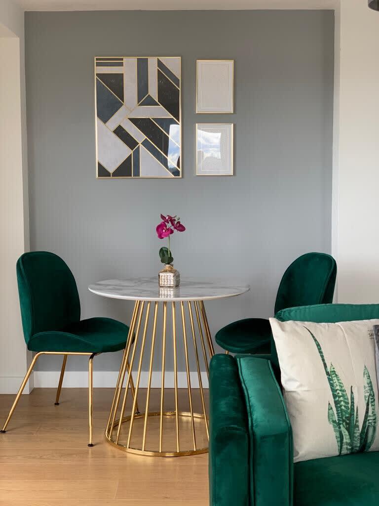 1 Bed Modern Apartment in a Converted Mill - Picture 11