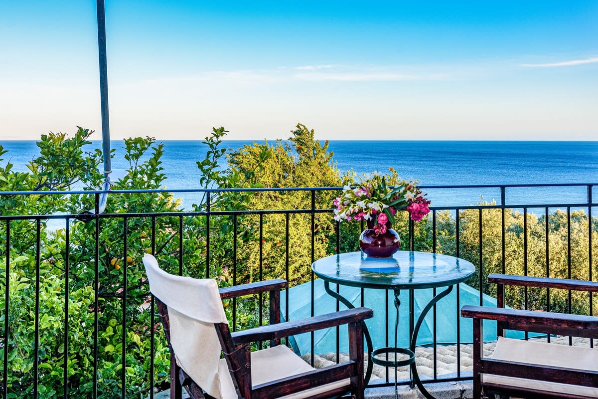 Eros cozy, panoramic sea view, perfect location — Koroni, Messenia — vacation rental