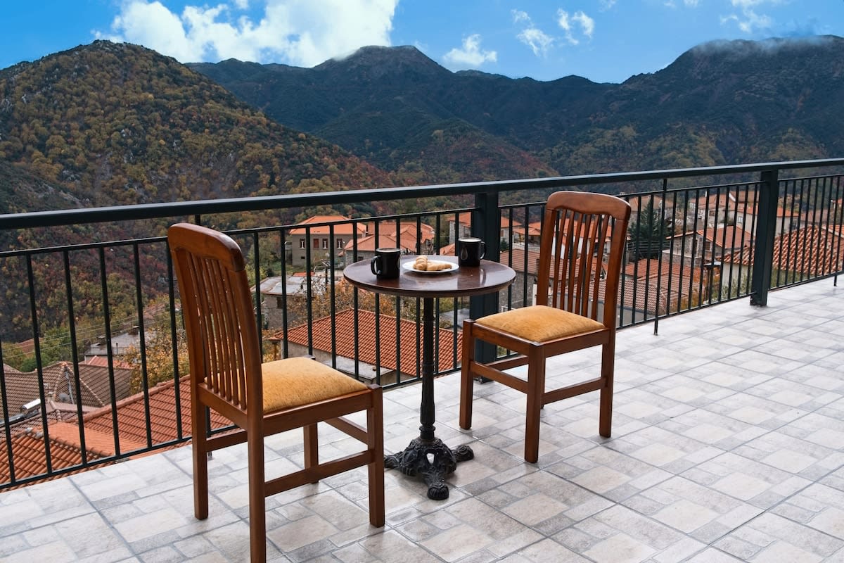 Forest Cosy House - Lagkadia Amazing View — Lagkadia, Peloponnese — vacation rental