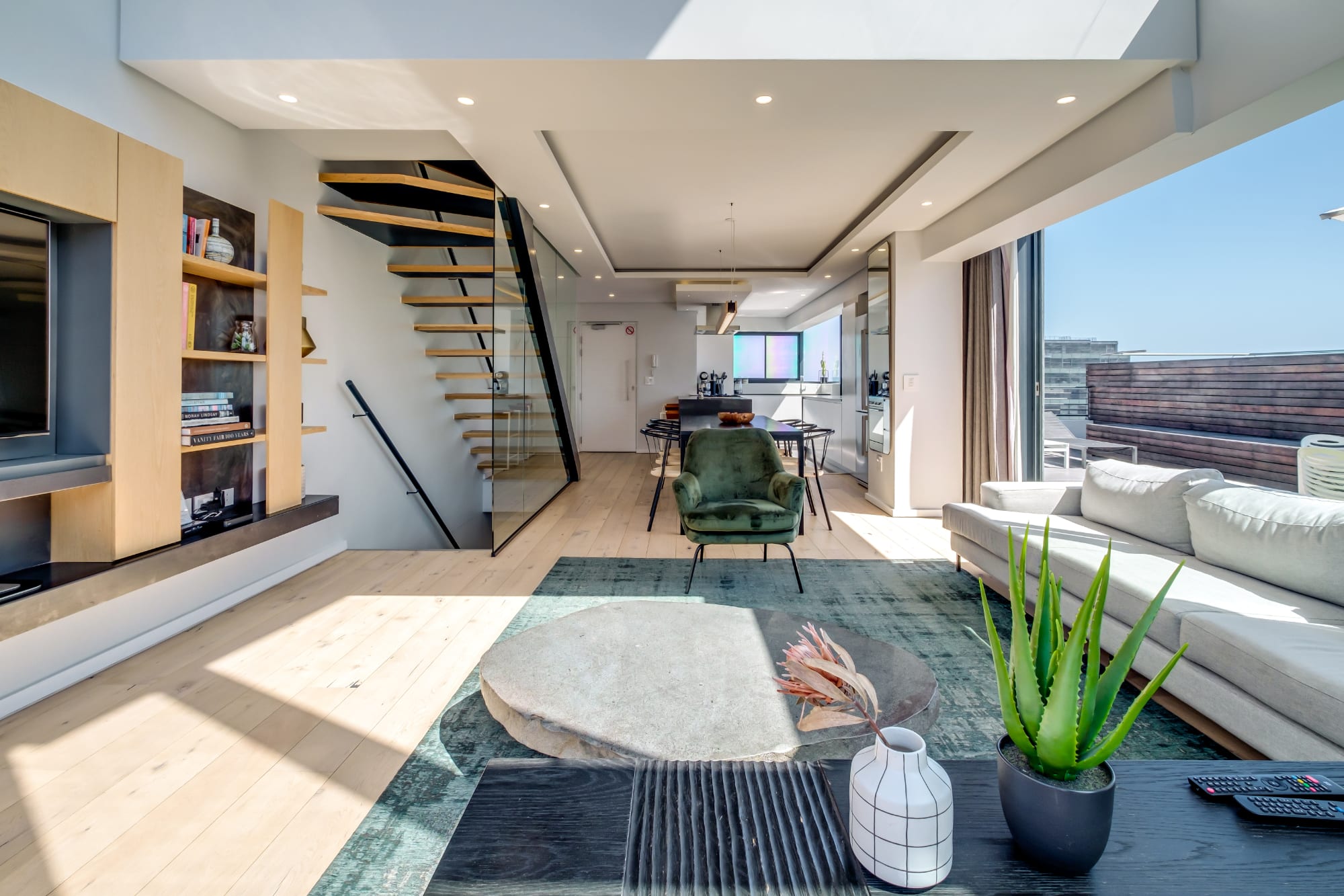 Cape Town Penthouse w Lovely Views Quendon Penthouse 5