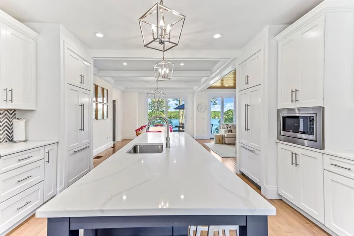 Luxury Waterfront Home w/ Heated Pool and Hot Tub - Foto 11