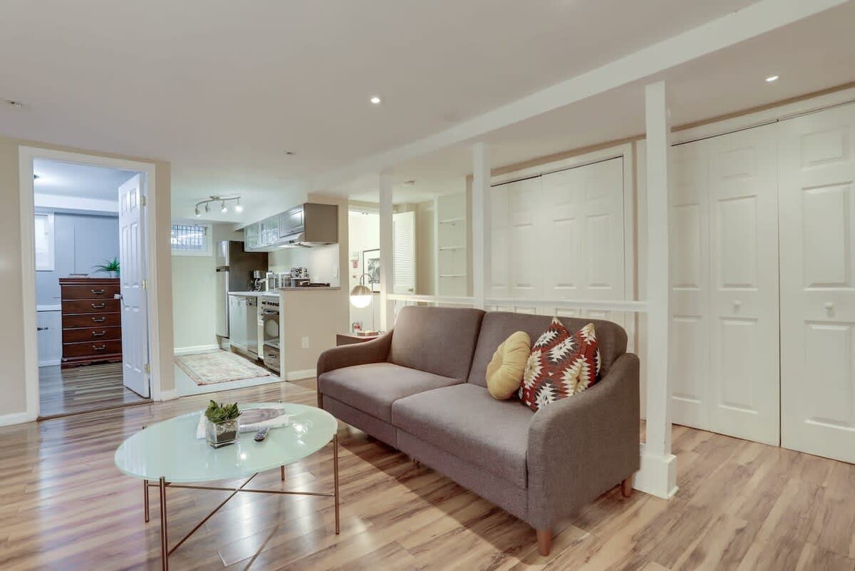 Sojourn Chic 2 BR 5min to House of Representatives — District of Columbia, DC — vacation rental