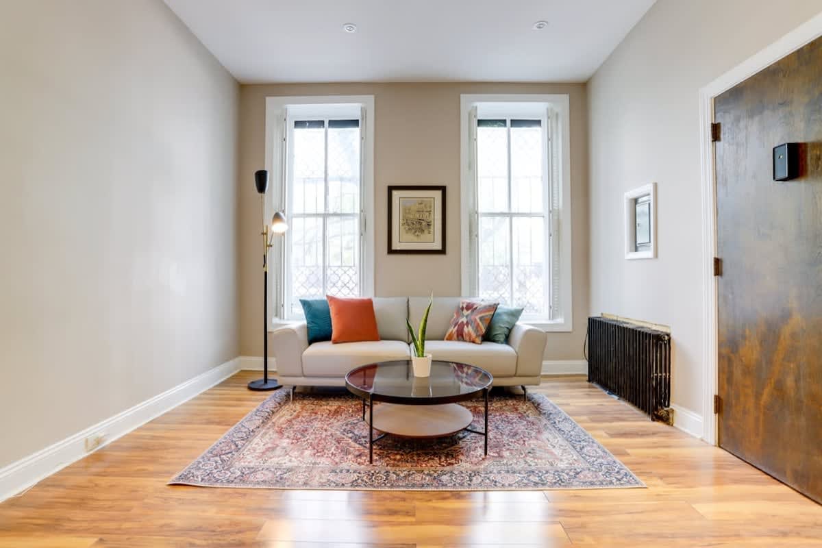Fantastic 1 BR w/ Private Patio Parking Available Pets Welcome — District of Columbia, DC — vacation rental