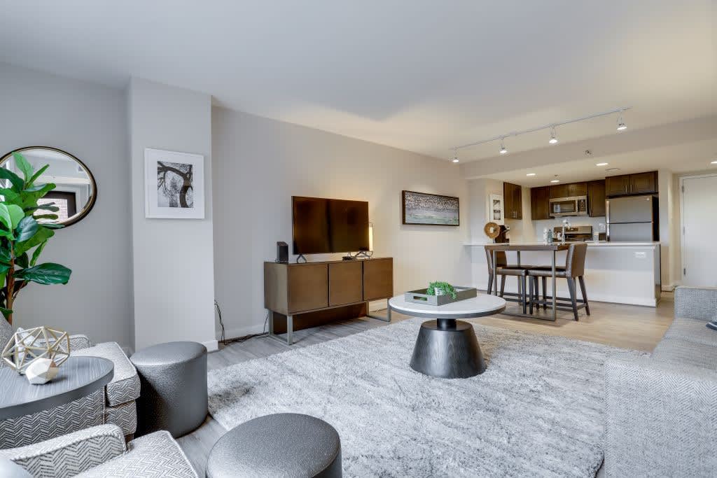 Sojourn |Courtland Towers | Great Views — Arlington, VA — vacation rental
