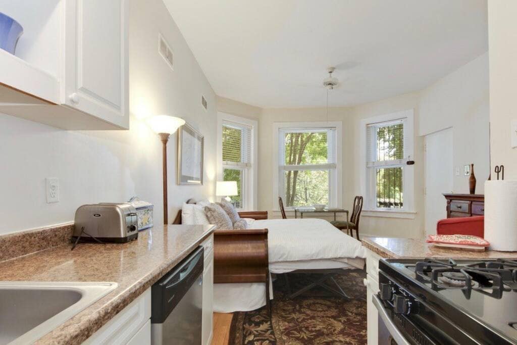 Sojourn Studio on 19th Unit #3 | Dupont Circle — District of Columbia, DC — vacation rental