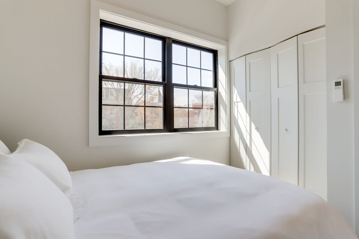 Sojourn at the Paden | Capitol Hill | Pets Welcome 4