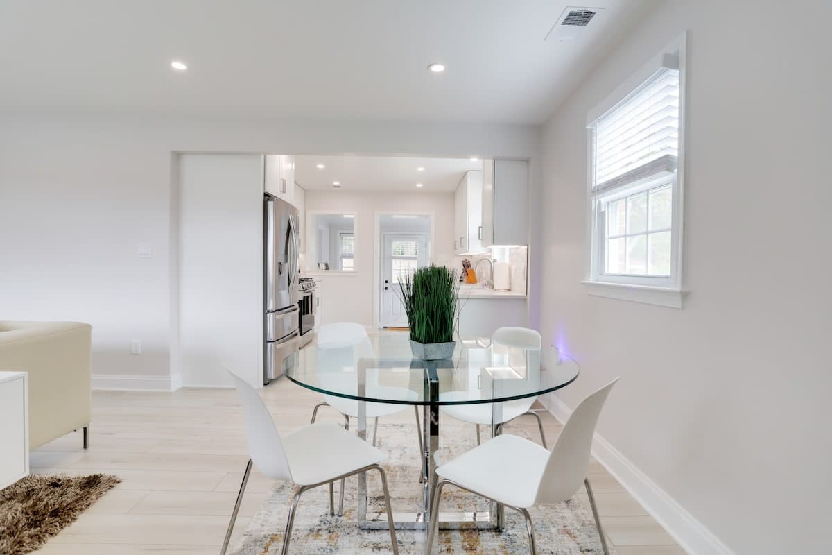 Sojourn on Duke NEW 3 BR in Alexandria 5