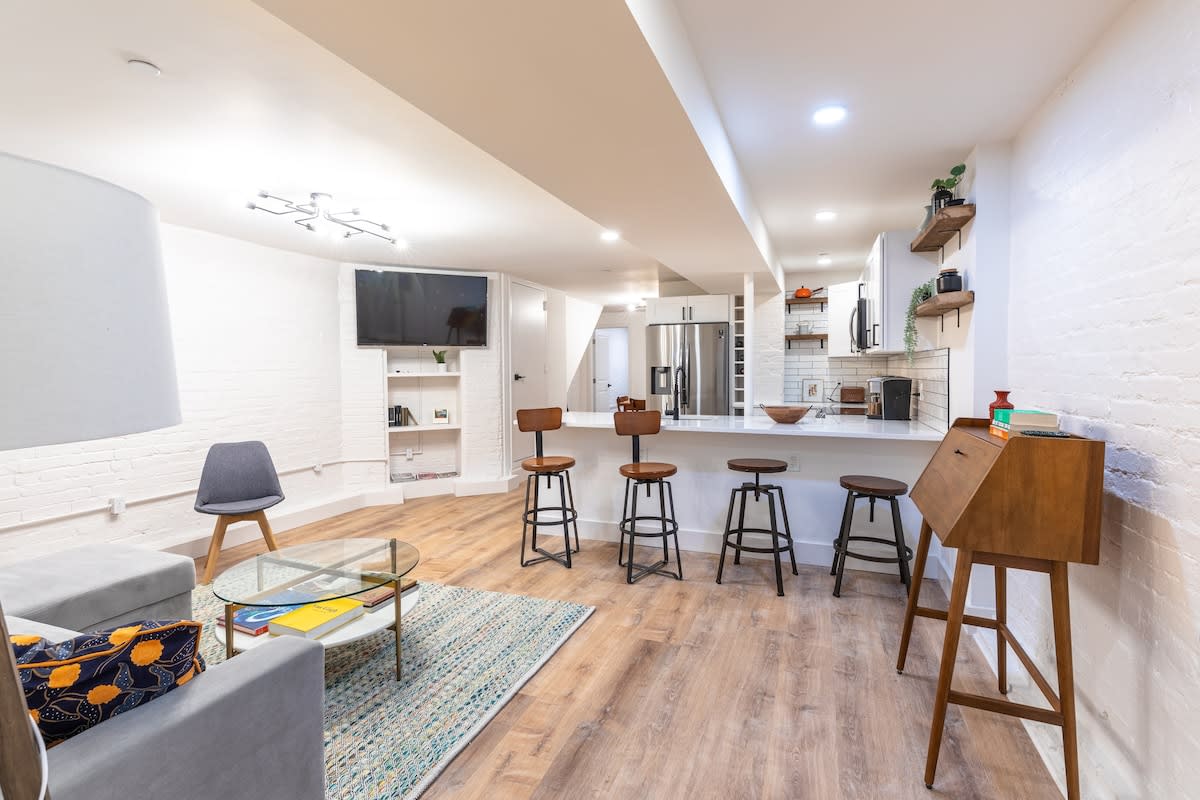 Sojourn in DuPont Circle: Modern Meets Historic — District of Columbia, DC — vacation rental