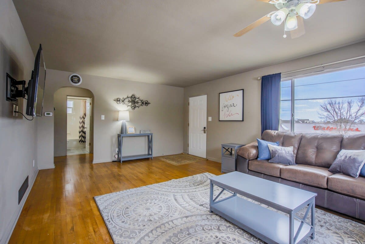 4BR Olympic Training Center with Grill 4