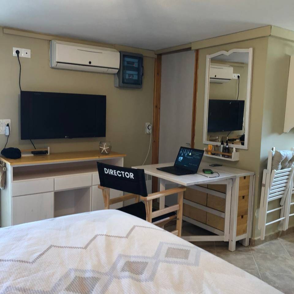 View 10