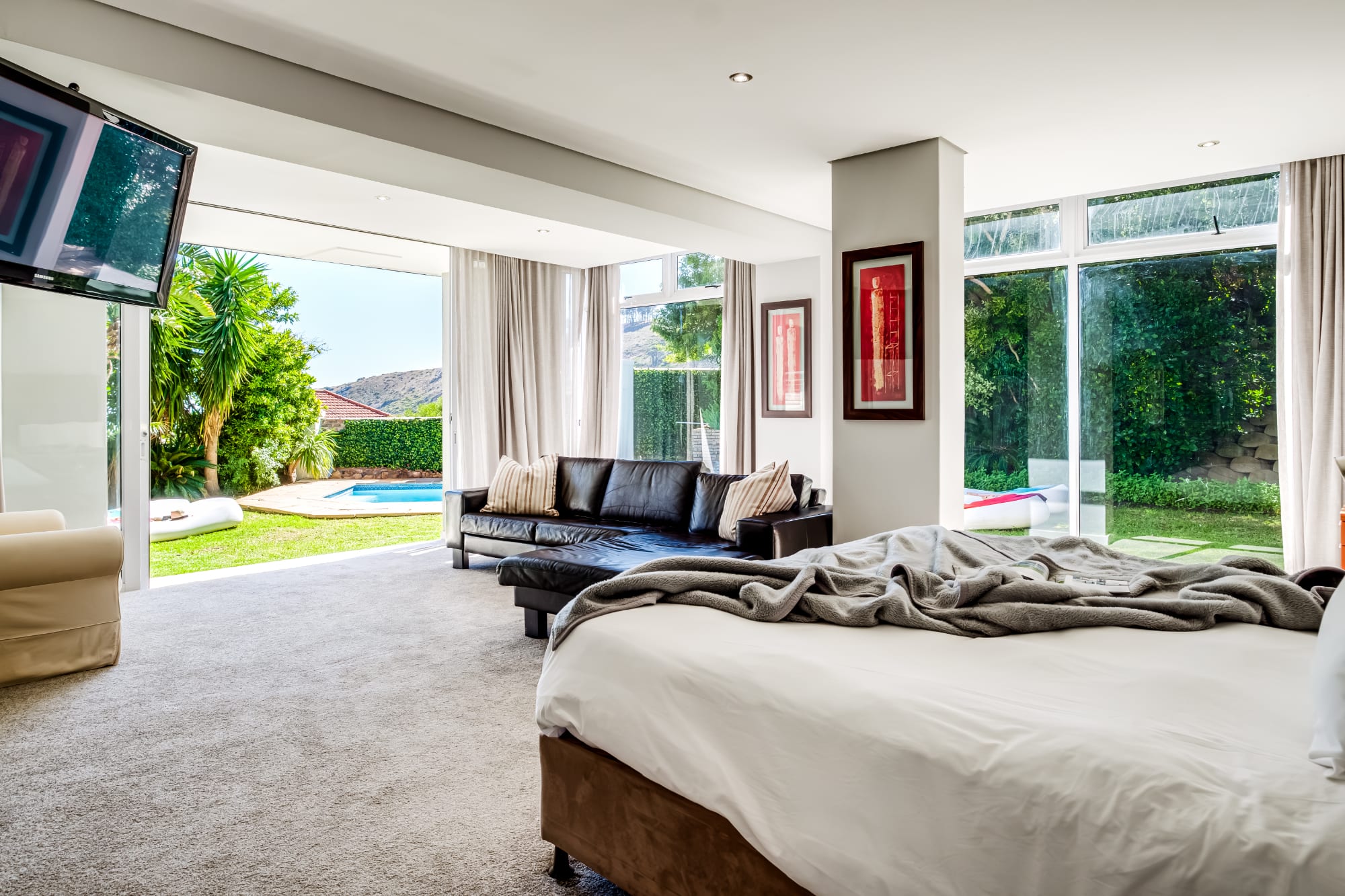 Family Home w Views Pool and Garden 100 Geneva - Picture 18