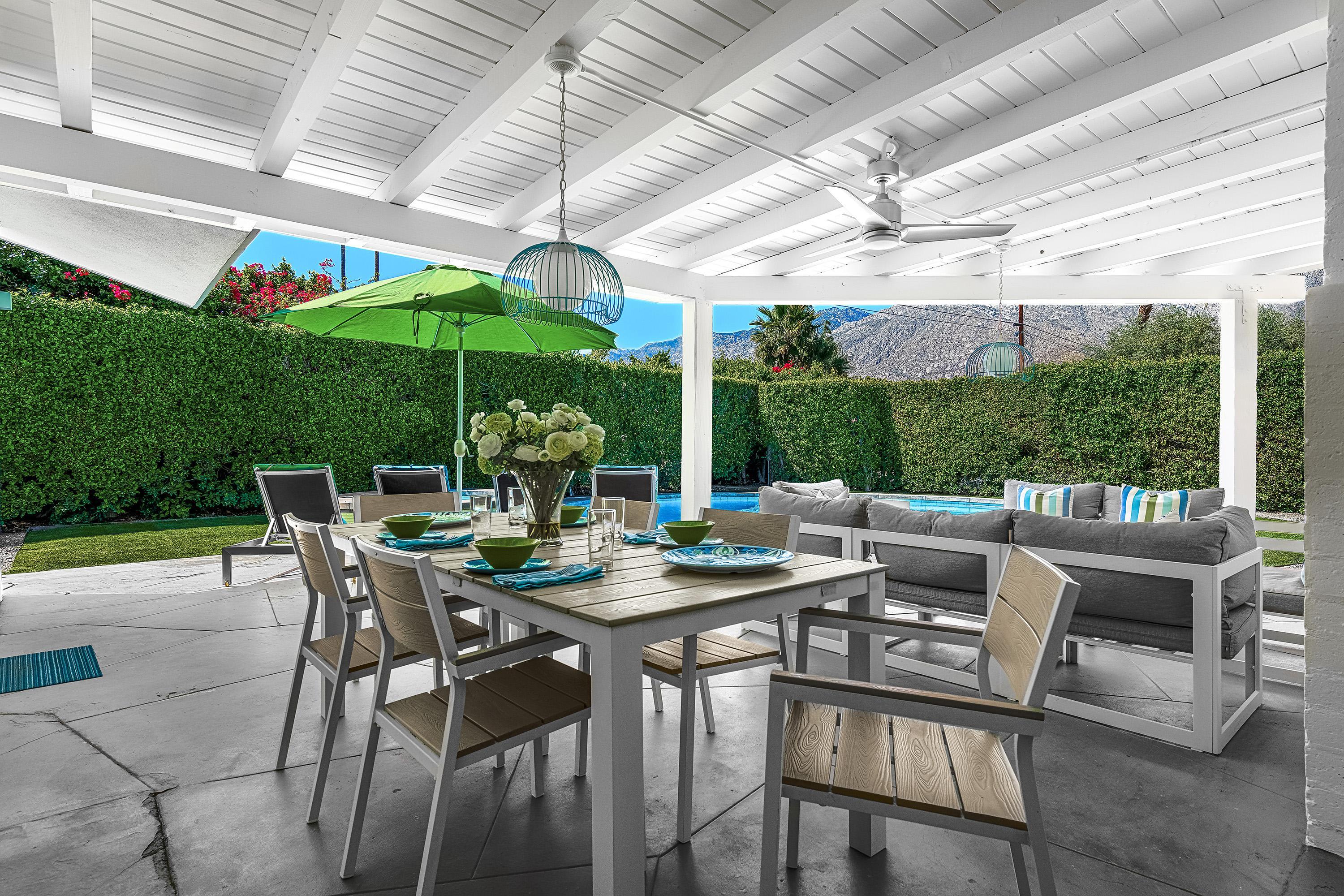 Mid-Century Oasis 4BD/Walled/Pool/Spa/Mtn Views  - Picture 5