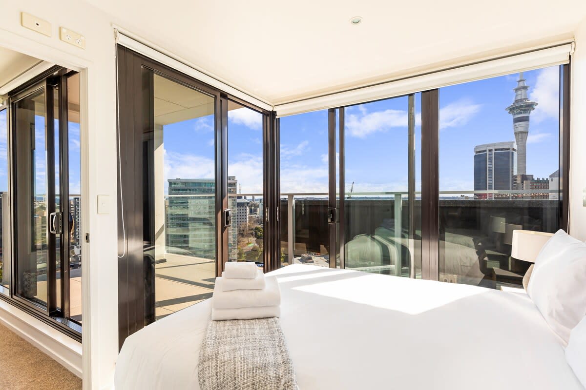 City views from bright and spacious apartment