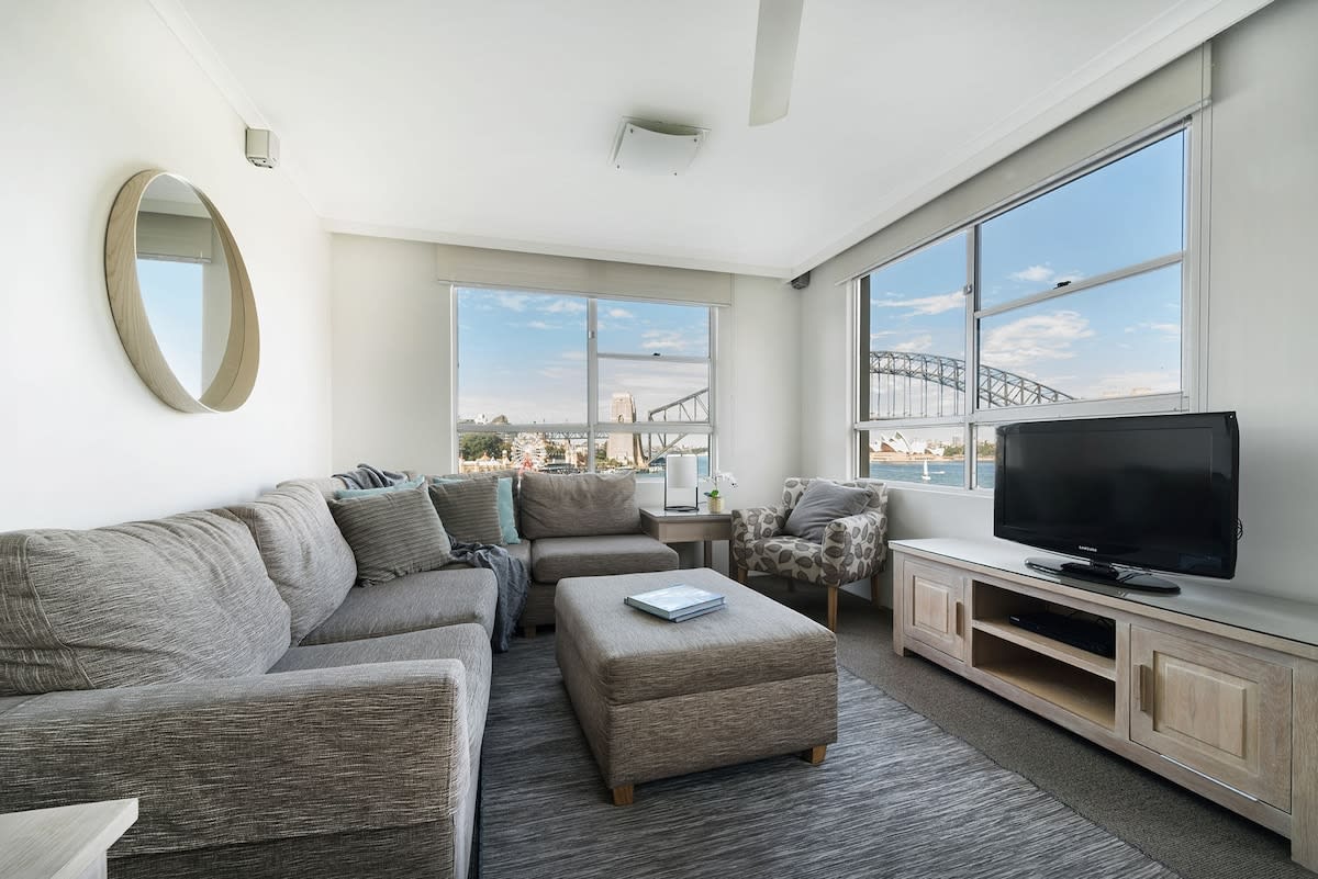 Harbourside 32