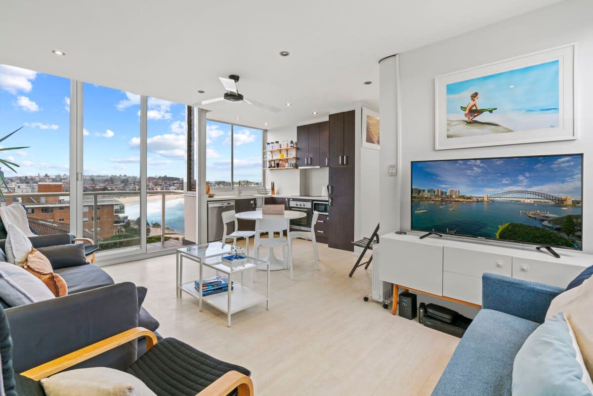 Panoramic Bondi Views - Photo 1