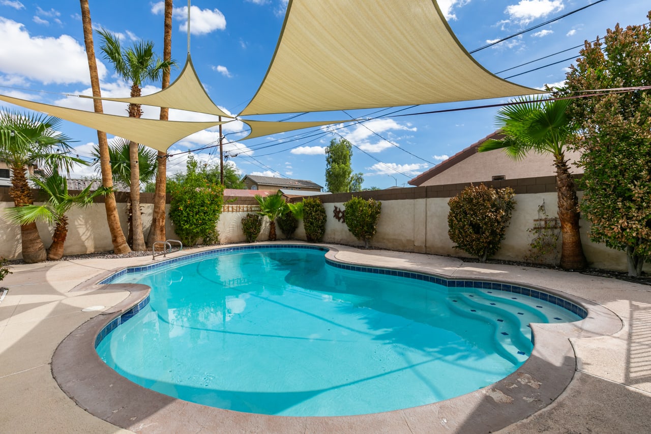 Vegas Oasis
