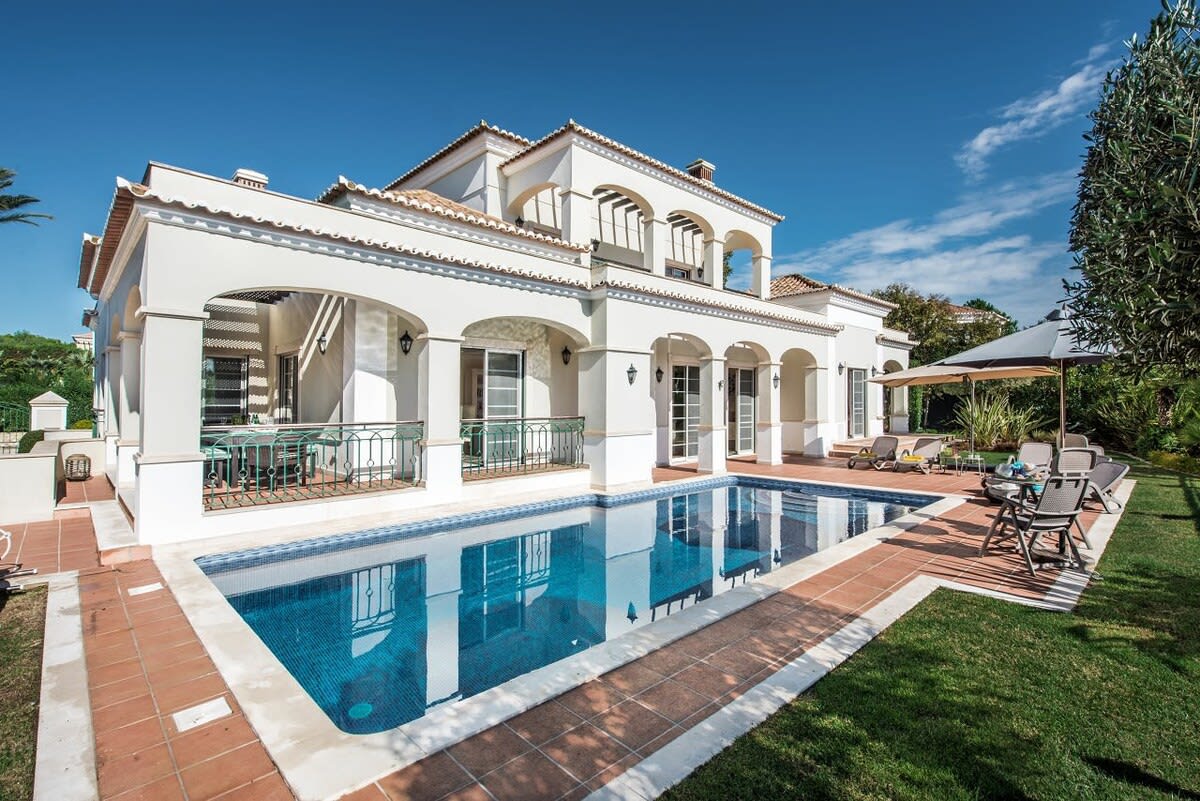 Villa Quinta Compra