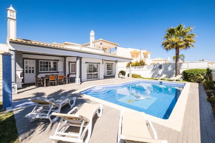 Villa Redonda