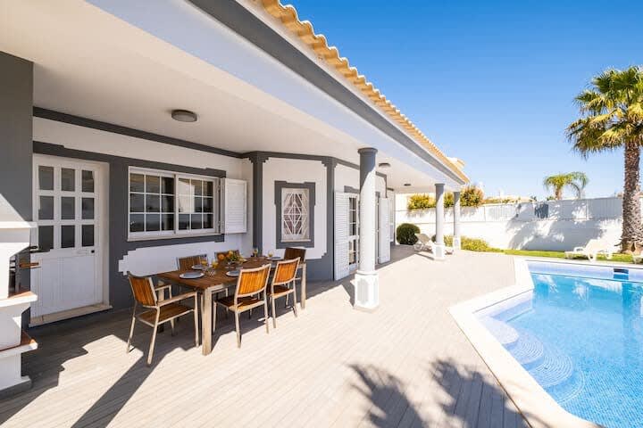 Villa Redonda