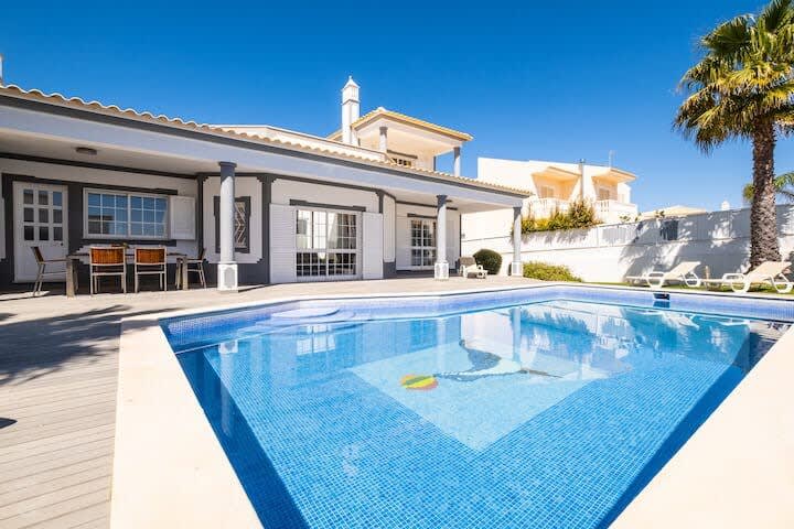Villa Redonda