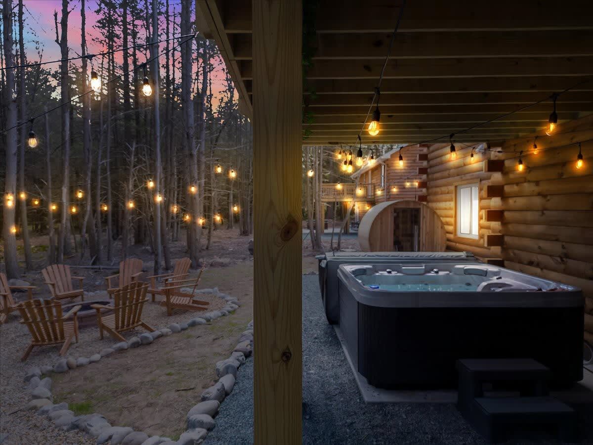 Driftwood Lodge | Movie Theater | Hot Tub | Sauna