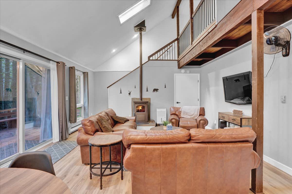Woodland Modern Retreat | Pocono Pines | Fire Pit