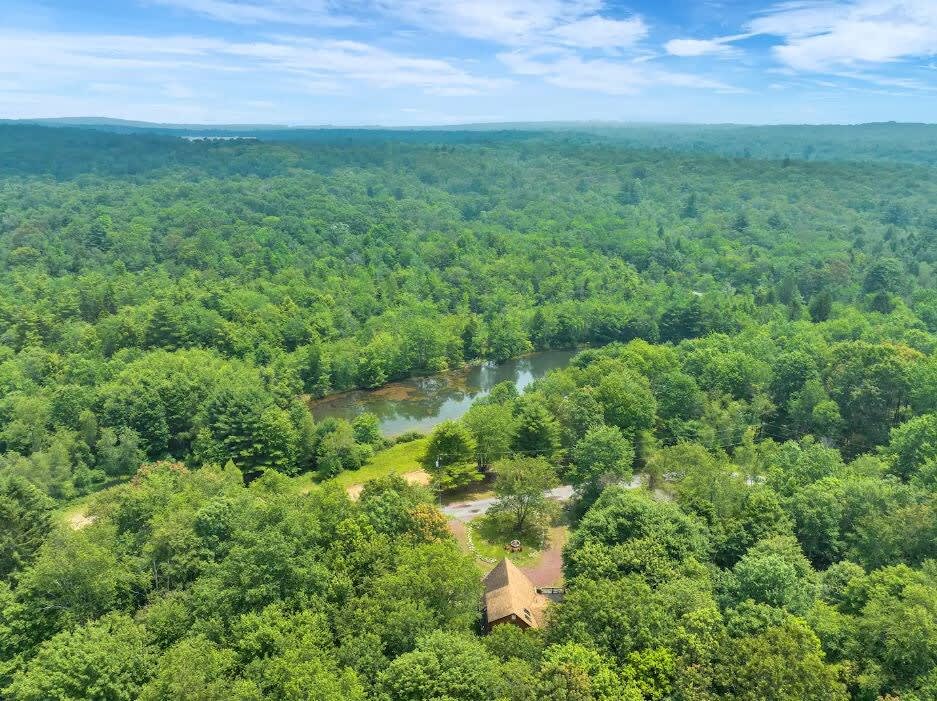 Secluded Stream Front Log Cabin | HotTub | FirePit