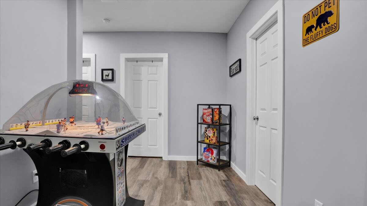 Grand 7BR Pocono Chalet | Gameroom | Walk to Lake