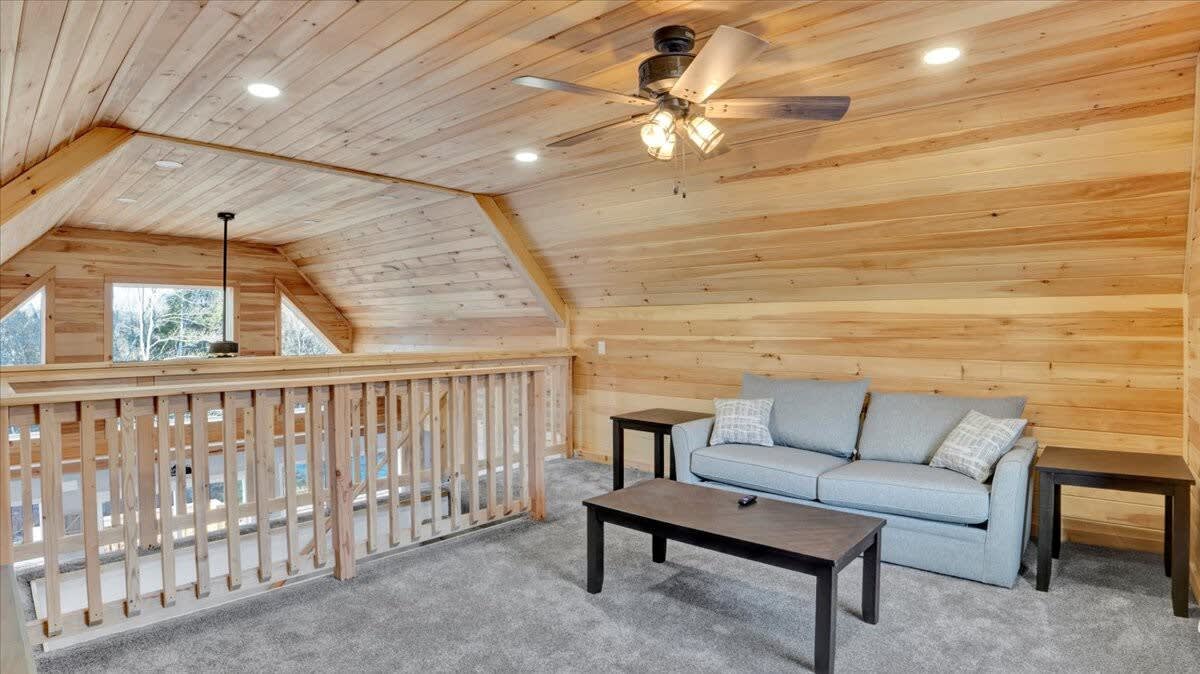 Grand 7BR Pocono Chalet | Gameroom | Walk to Lake