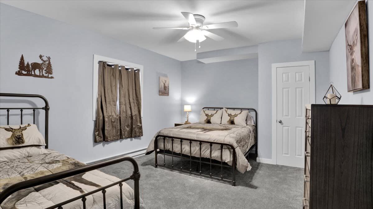 Grand 7BR Pocono Chalet | Gameroom | Walk to Lake
